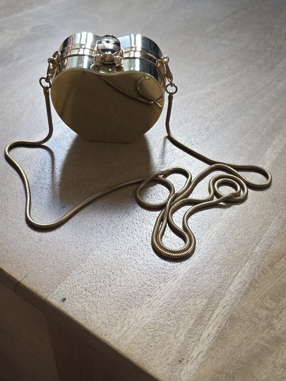 Vintage Mini Gold Metal Apple Micro Crossbody Bag / Lipstick Clutch
